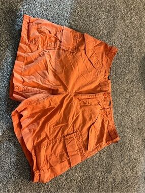 Women’s Ralph Lauren Polo Cargo Shorts Size 6 NWOT